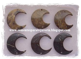 [Côco+-+pendentes+lua.JPG]