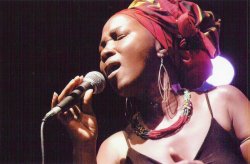 [mingas_cantora.jpg]