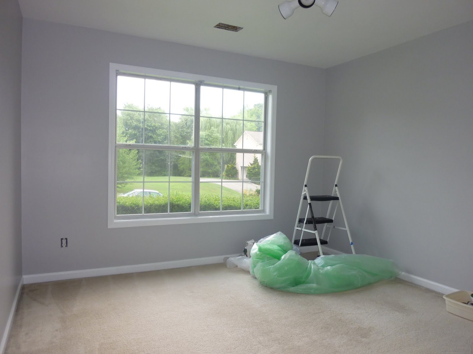 Behr Graceful Gray