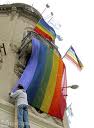 PP en contra monumento victimas LGBT