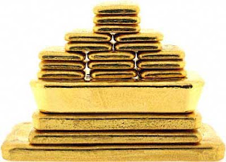 In a pyramid system, he who has the gold makes the rules