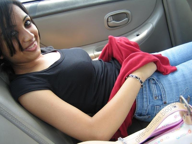 Indian Girl With Car Sex Porn Images 9612 | Hot Sex Picture