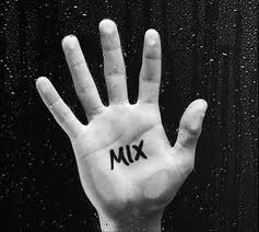 MIx dancer's na palma da mão