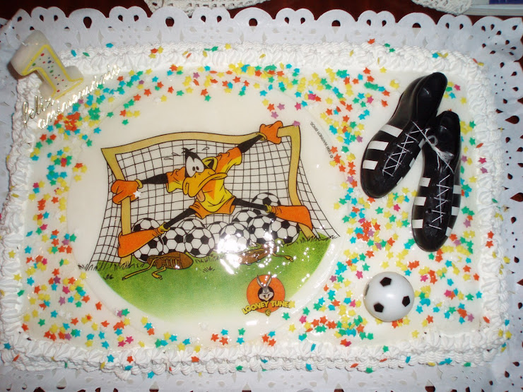 Este é o bolo do 1º aniversário do Diogo