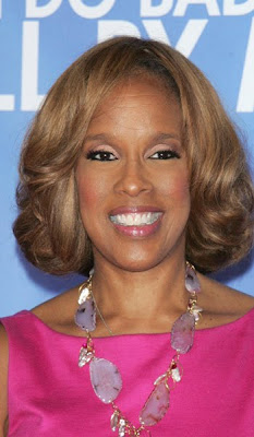 Gayle King looks elegant as