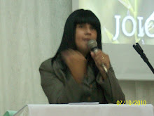 pregando na festa das irmas na igreja ass de Deus de campo grande.