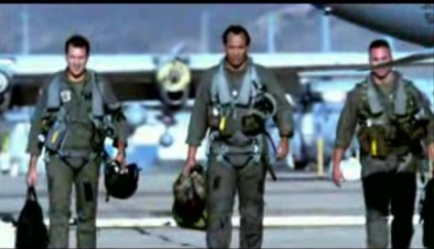 [santos+topgun2.jpg]