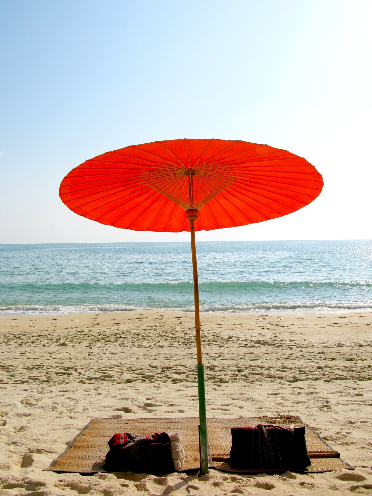 [beachumbrella.jpg]