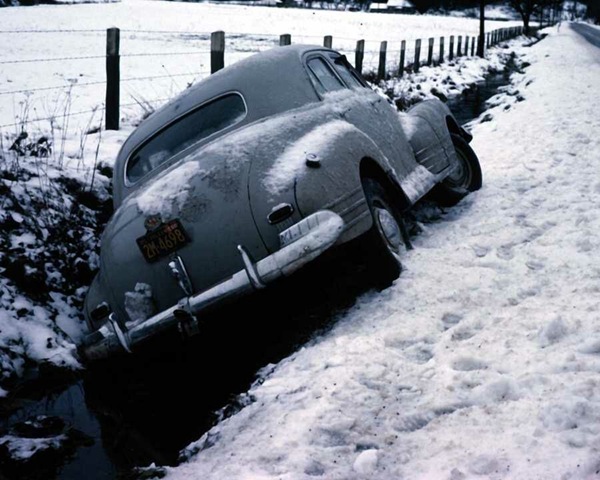 [car-in-ditch.jpg]