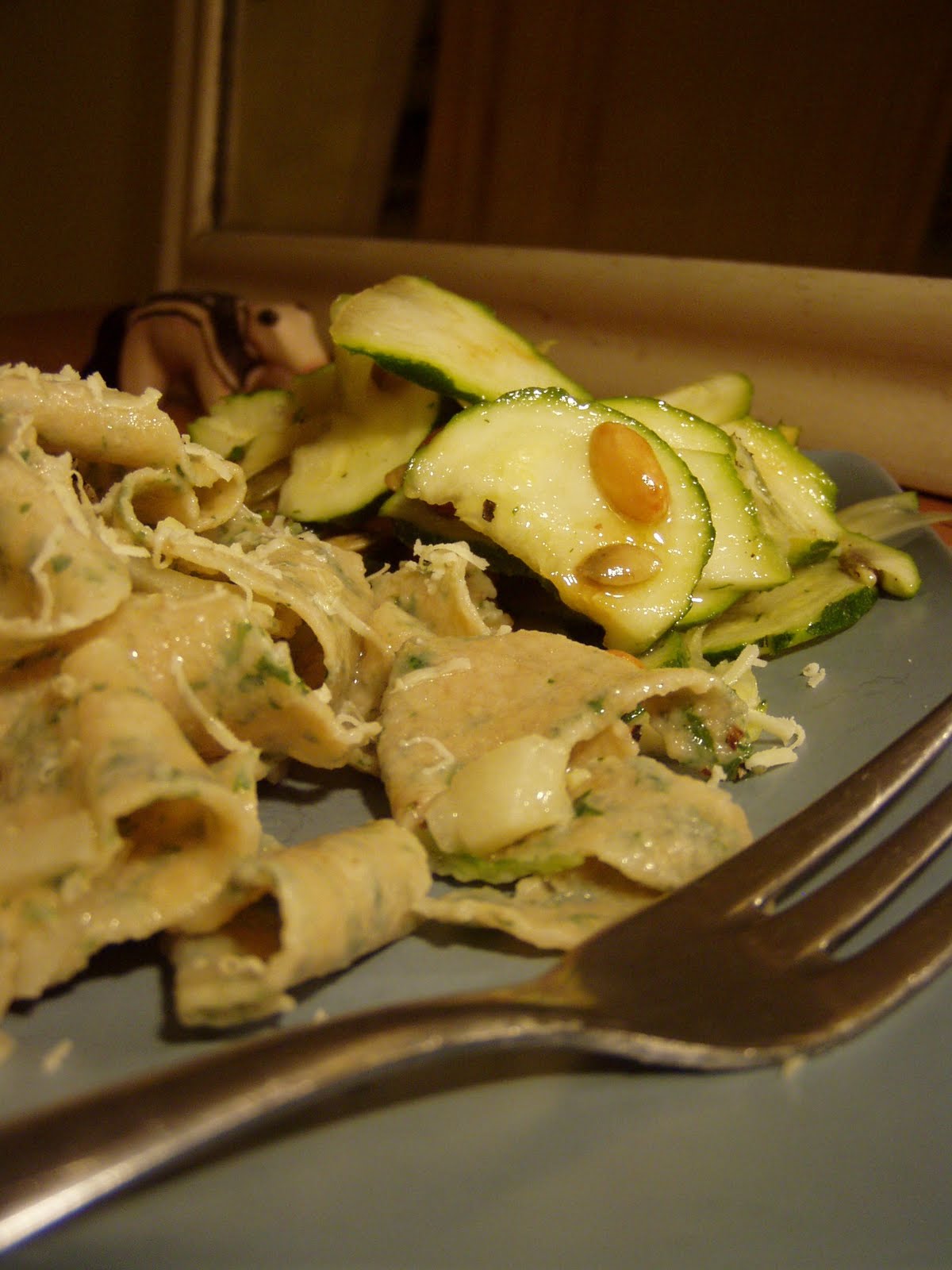 Rustic Parsley Pasta with Lemon Garlic Sauce