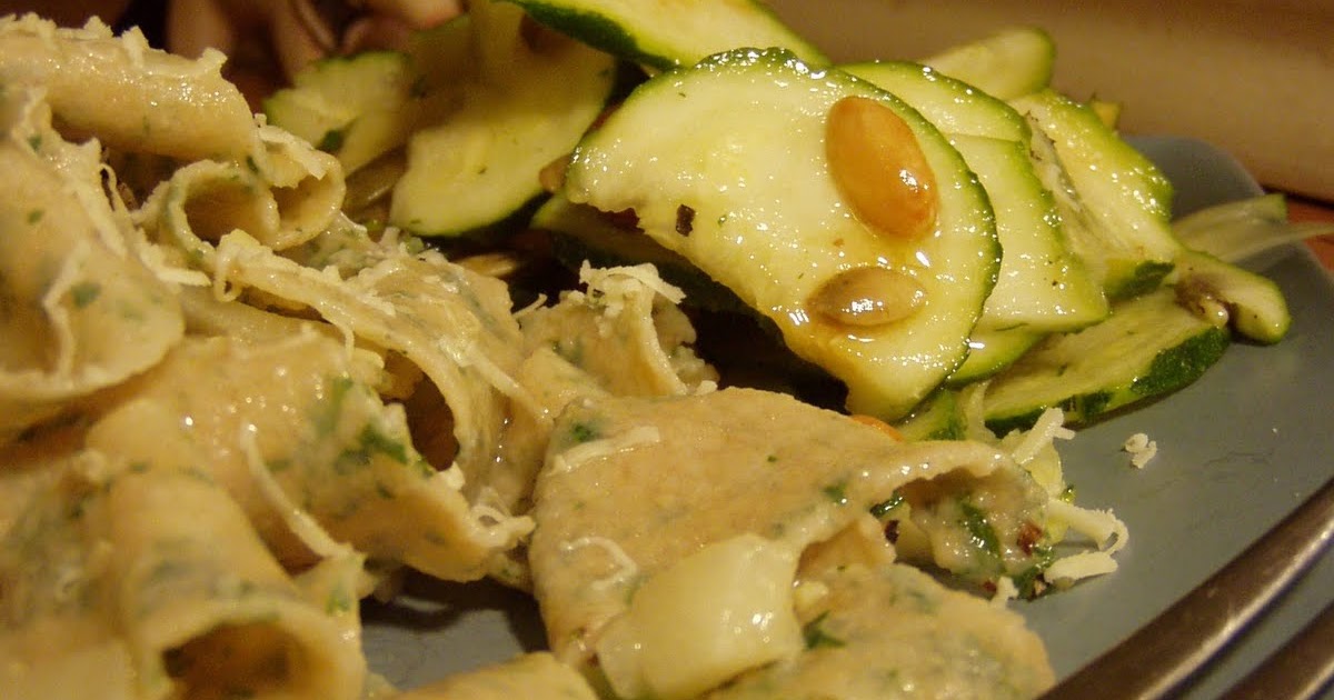 Rustic Parsley Pasta with Lemon Garlic Sauce