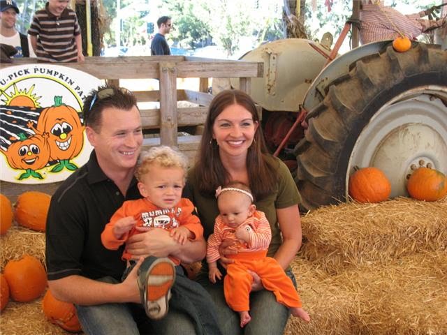 [family+pumpkin.bmp]