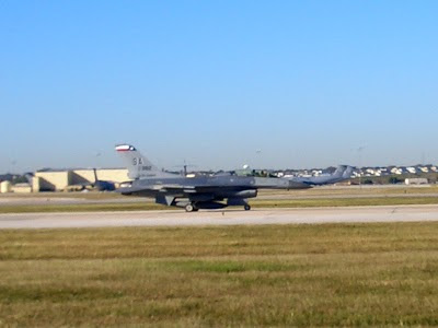 F-16C Fighting Falcon - Landing