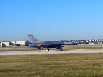 F-16C Fighting Falcon - Taxiing