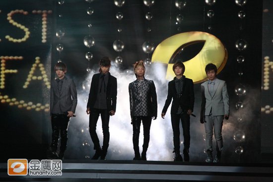 [20100102_shineechina_01.jpg]