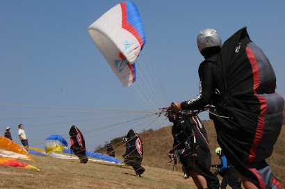 Os vídeos da galera do brasileiro de Paraglider