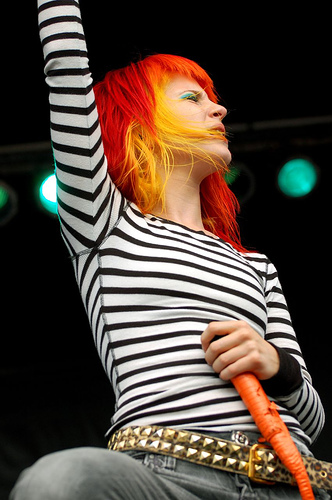 paramore hayley williams haircut. hayley williams hairstyle.