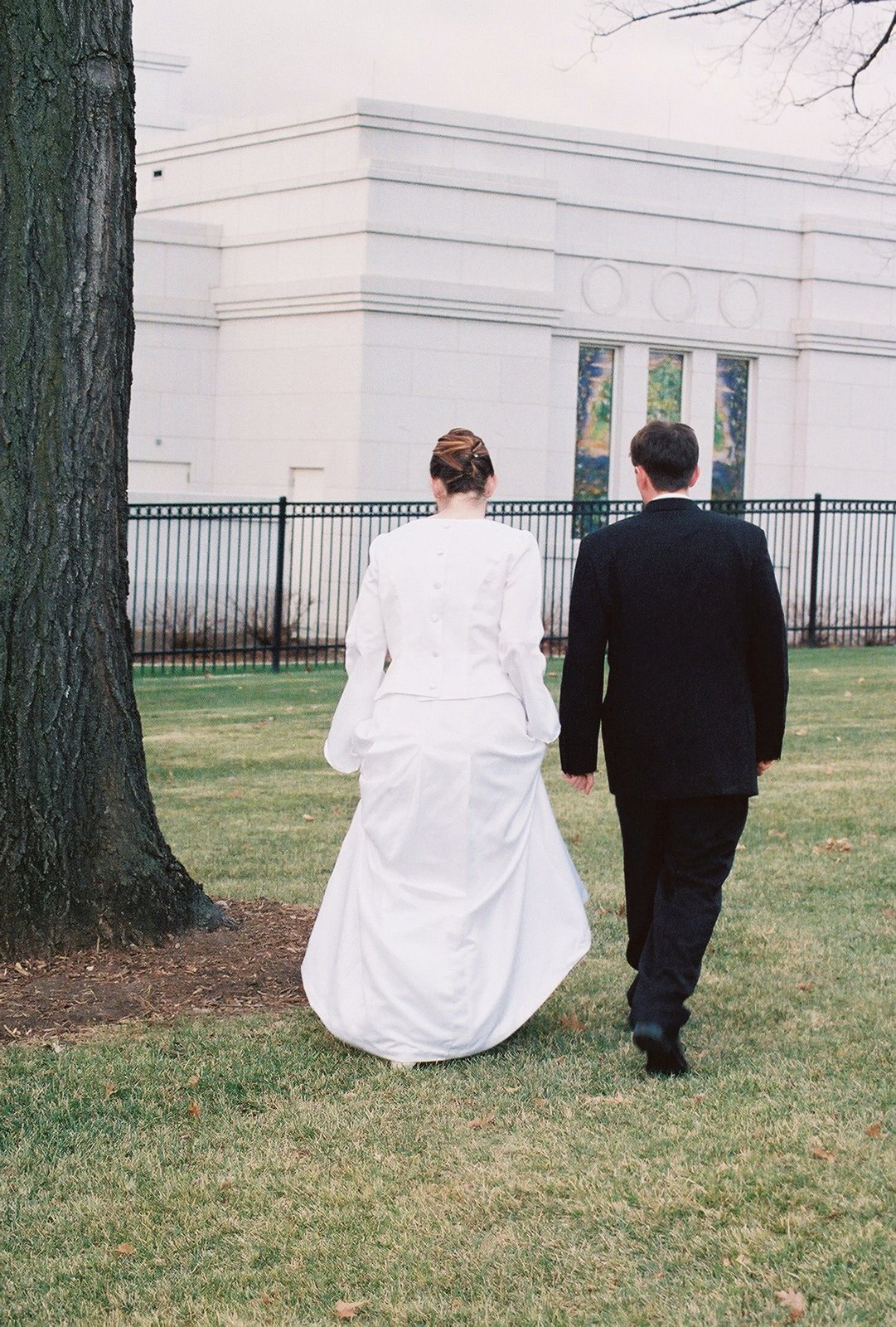 [Gillett-R7-033-15_4.jpg]