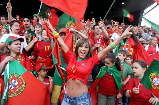 portugal-supporters1.jpg