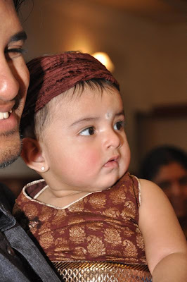 Malayalam Dvd Vijay Yesudas Daughter Birthday Celebration