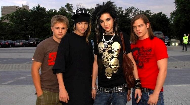 [3208418906_fe53e3f120_o.jpg]