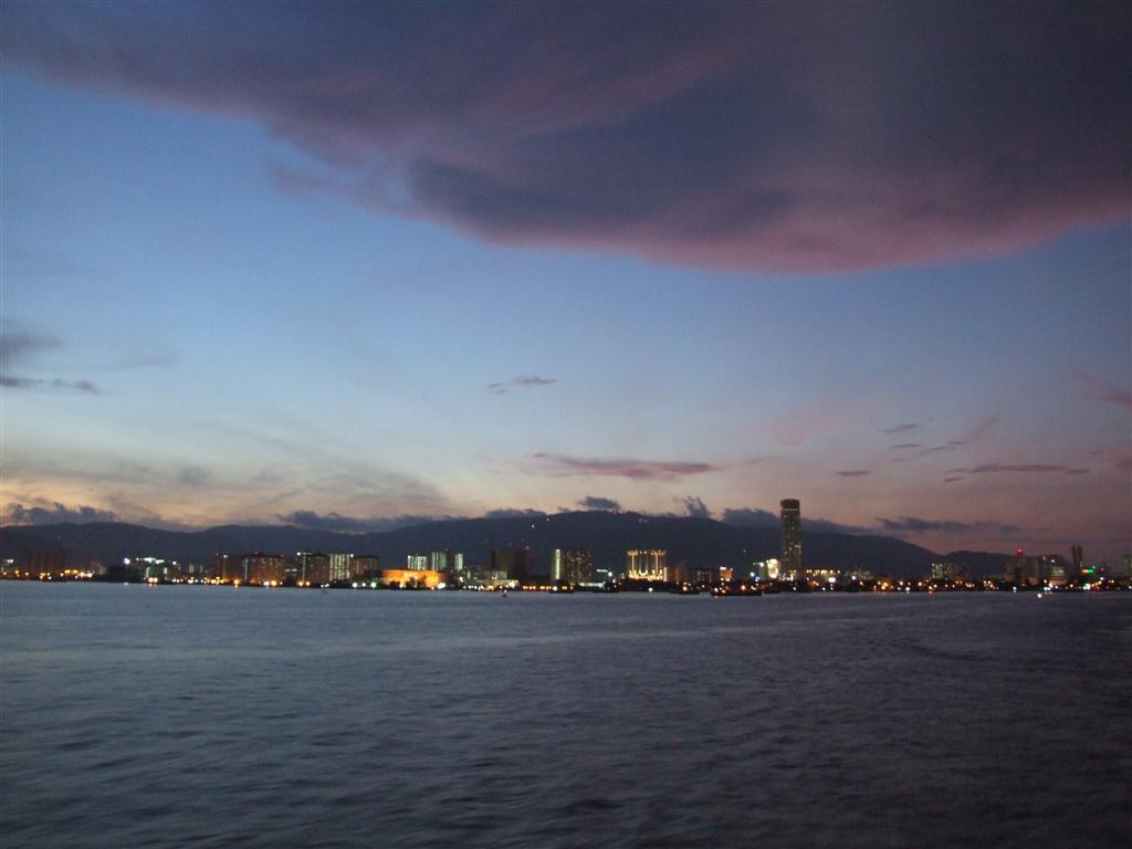 [FERRY0019+(Large).JPG]