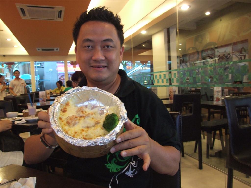 [KK+MAKAN0012+(Large).JPG]