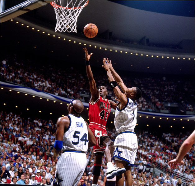Penny Hardaway on the time Michael Jordan wore Air Flight Ones over his own  Concord 11s