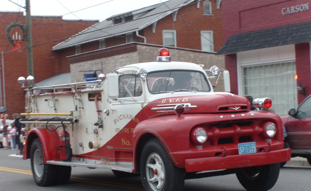 Around Roanoke, VA (A Daily Photo Blog) Buchanan Christmas Parade III