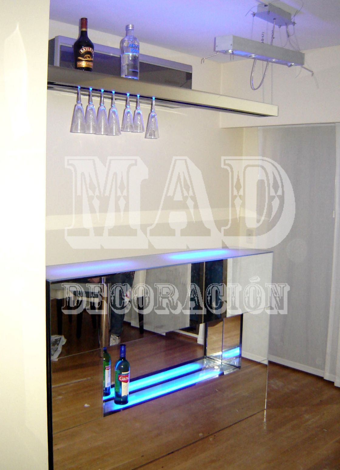 MAD Madera, Artesanías y Diseño: Barras Desayunadores Multiuso