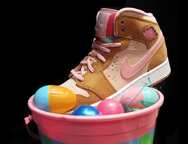 [air-jordan-1-hare-womens.jpg]