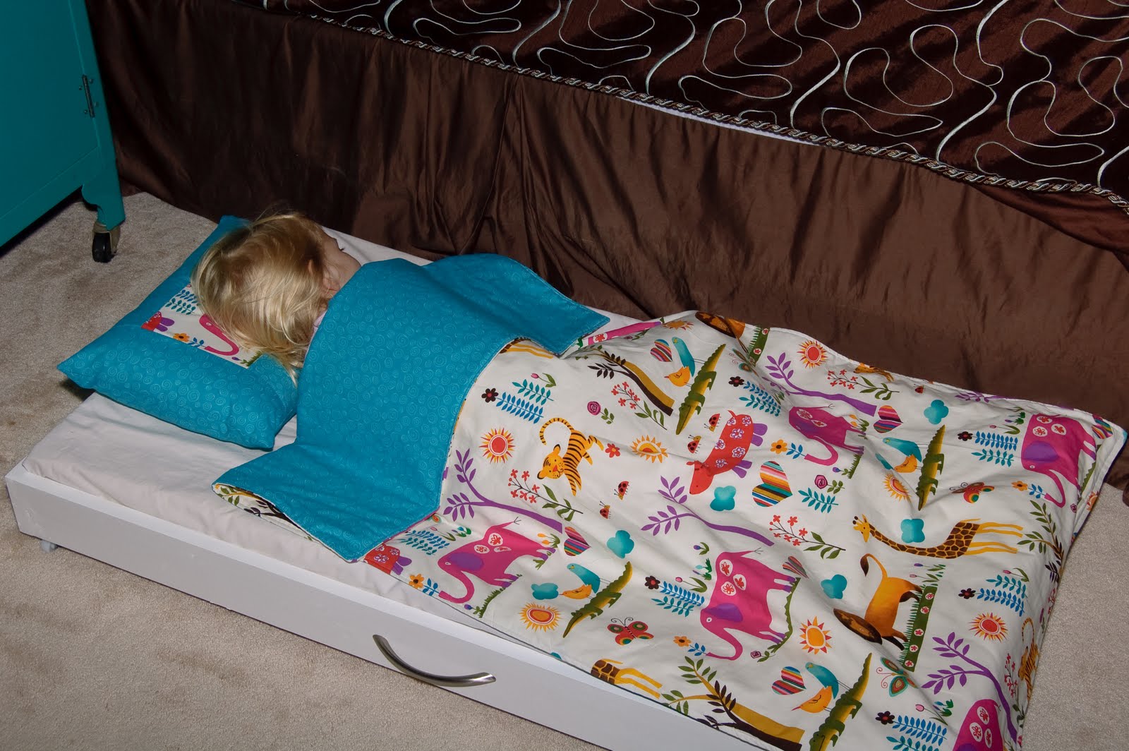 Lilybug Designs Toddler Trundle Bed