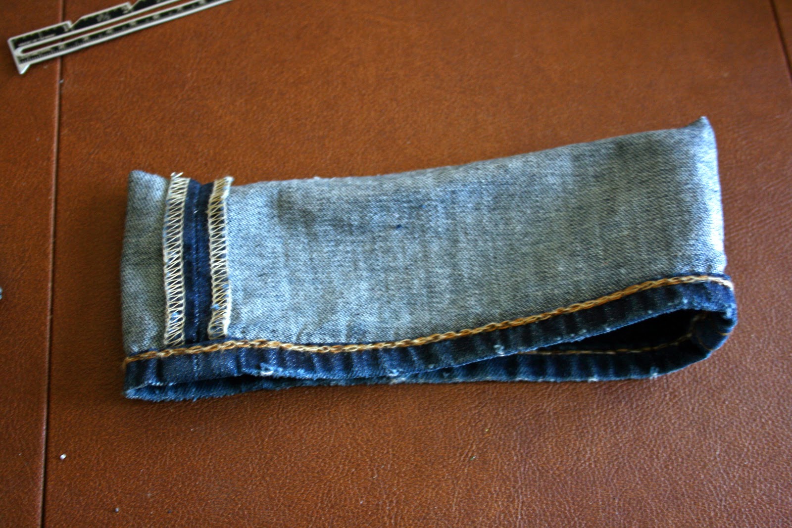 The Pretty Poppy How to hem jeans using the original hem..the best way!!