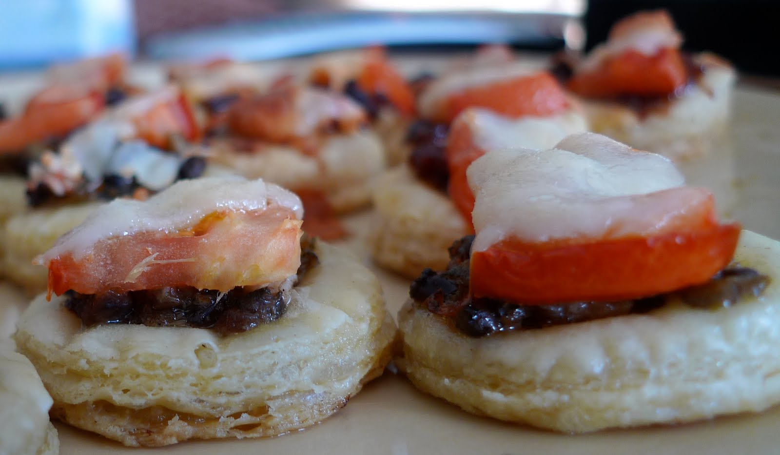 siriously delicious Bacon Marmalade Puff Pastry Bites
