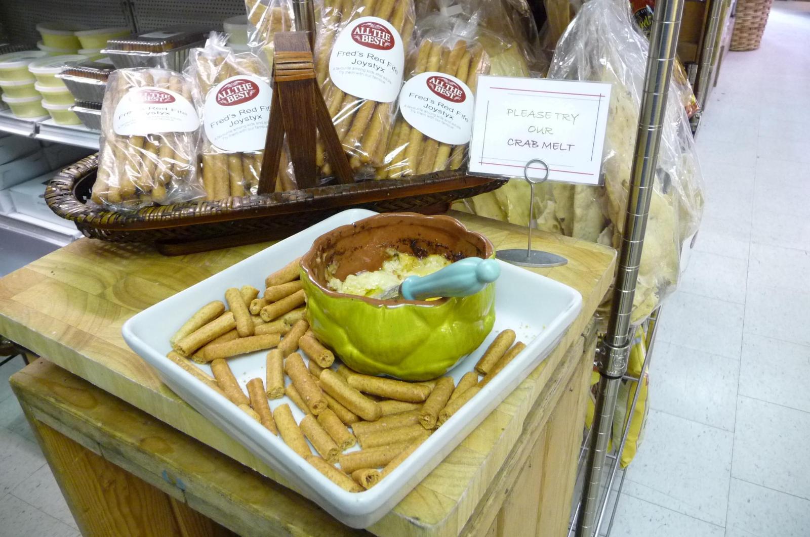 Dining Experiences in Toronto: Food sampling in Midtown Toronto