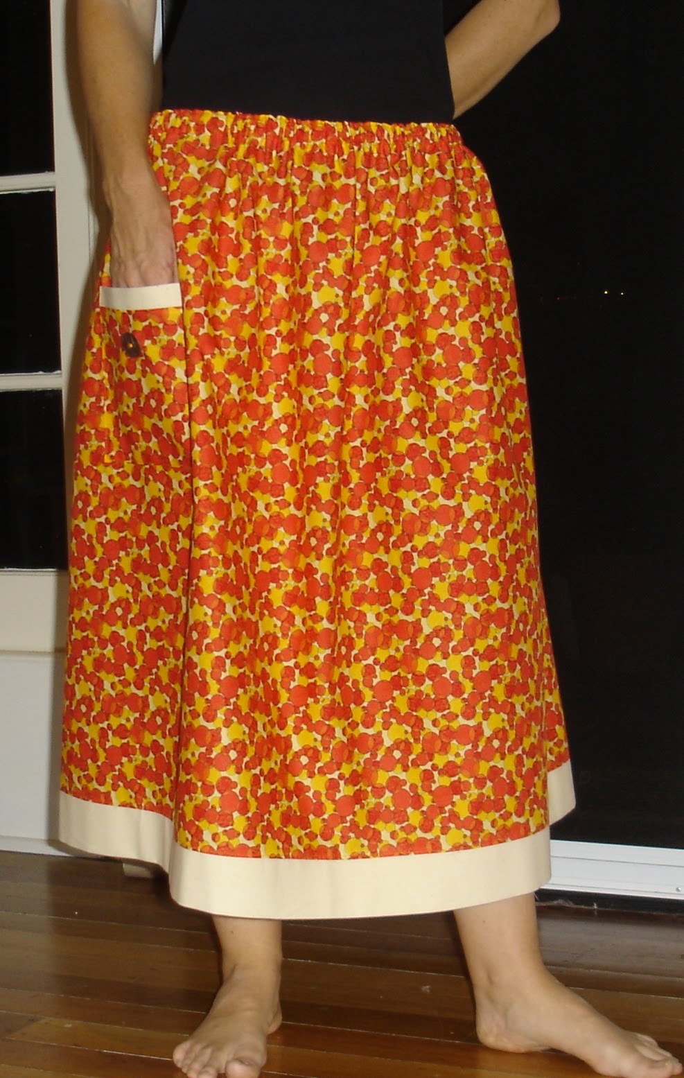 [MEWSlong+orange+retro++calico+trim+blog.JPG]