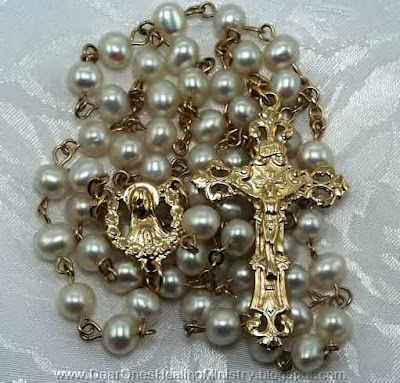 free rosary photo by reverend