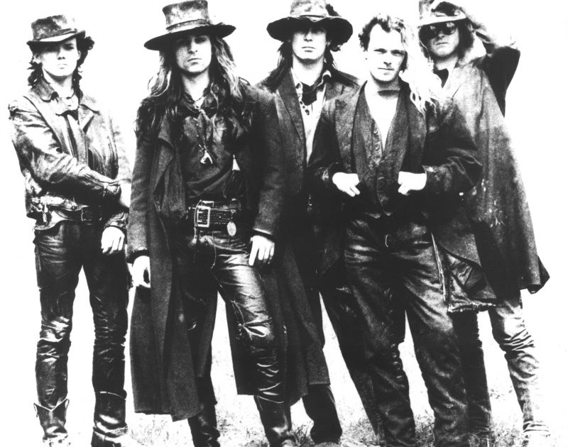 H E R Z E N S S A C H E Fields of the Nephilim