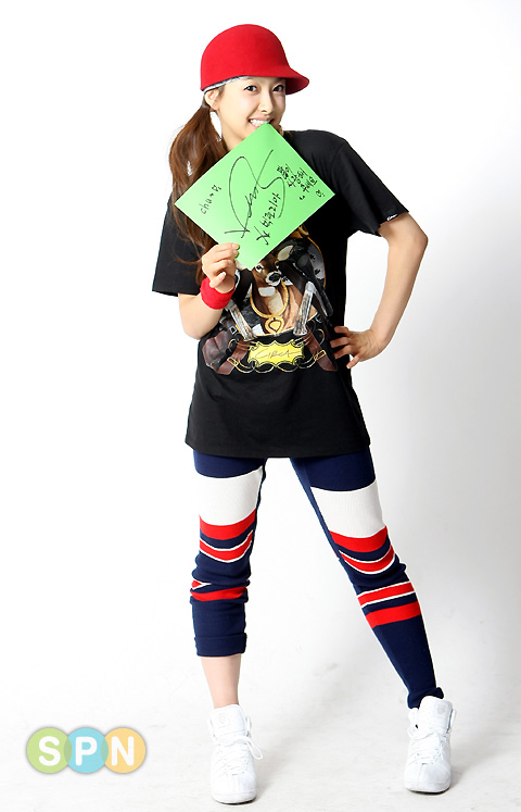 [PHOTOSHOOT] f(x) -Individual SPN Pictorial Pictures (1) Fx+Victoria