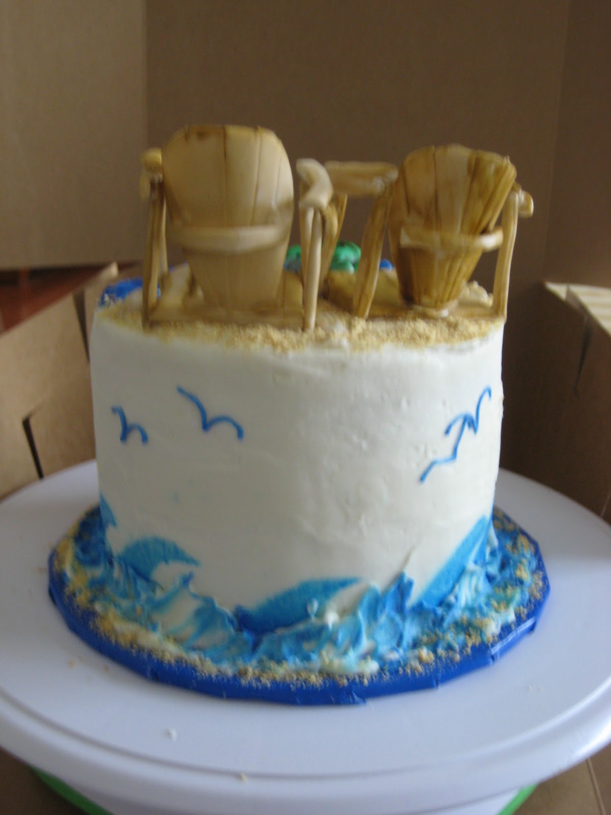 Southern Gold Leaf Cakes cake is our passion! Honeymoon Cake
