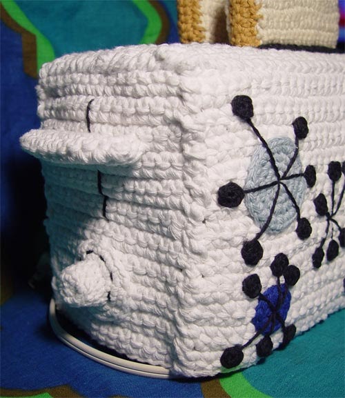 meekssandygirl's crochet Crochet Retro Atomic Toaster Cover!