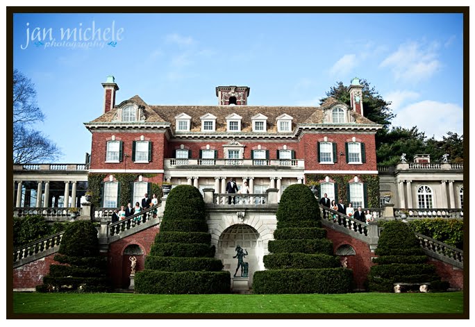 Long Island New York Wedding Picture at Old Westbury Gardens