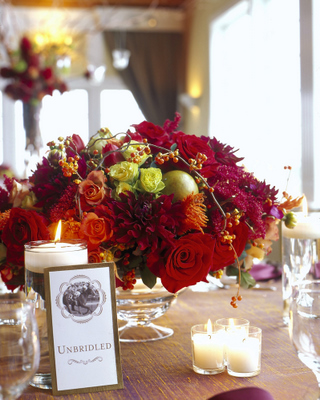 Here are some random pictures to inspire your fall wedding event