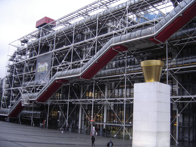 [Pompidou.JPG]