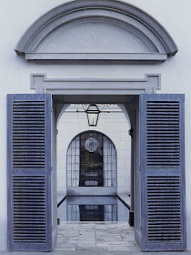 AESTHETICALLY THINKING: January 2011