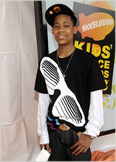 [everybody+hates+chris.jpg]