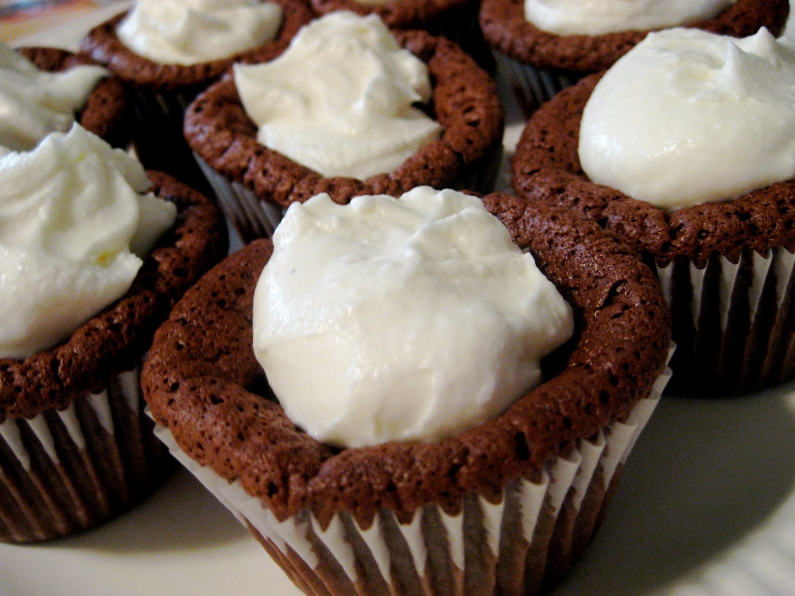 Mangoes & Lemons Chocolate Soufflé Cupcakes with Mint Cream