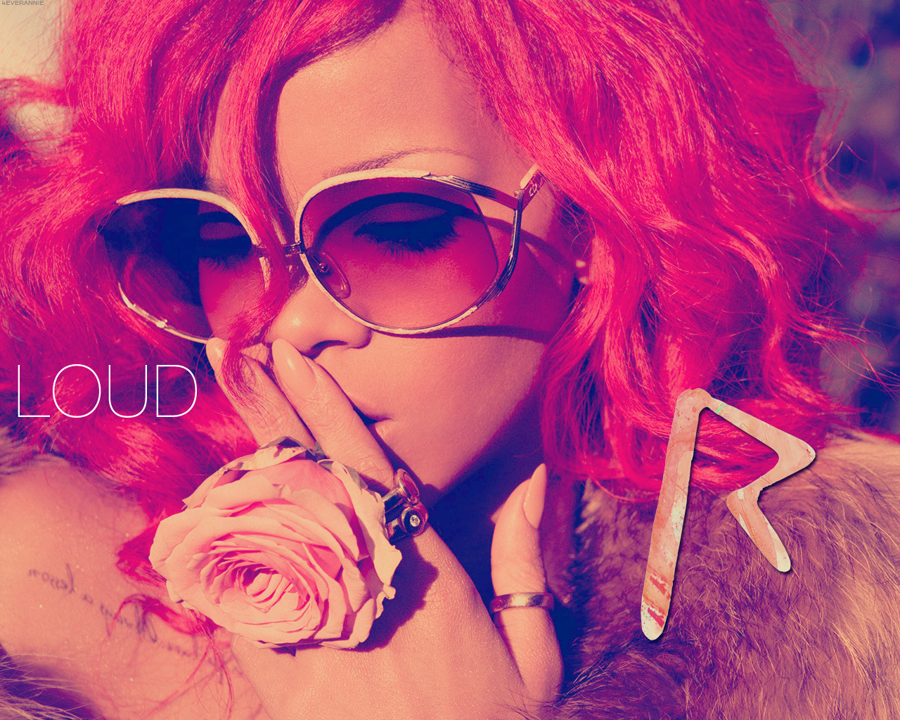 http://3.bp.blogspot.com/_O6xhpi-1klU/TNNYc5fVfzI/AAAAAAAAES4/oWSH9wVKjB0/s1600/4everannie-rihannaloudwallpaper.png