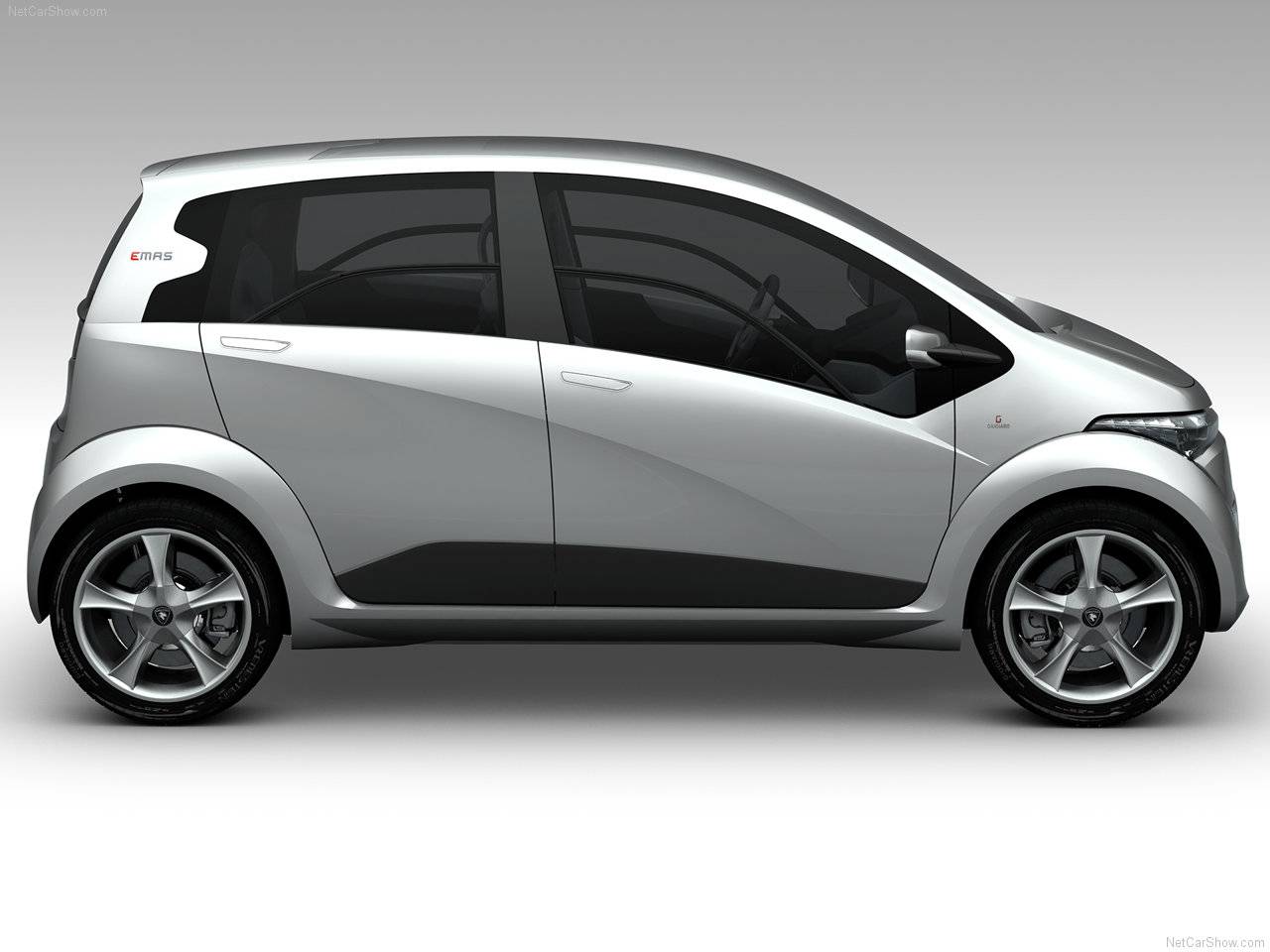 [Italdesign-Emas_Concept_2010_1280x960_wallpaper_05.jpg]