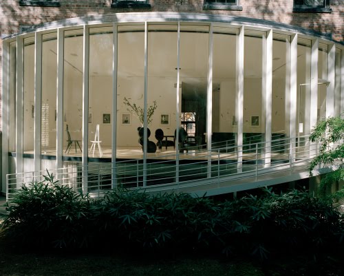 curved curtain wall